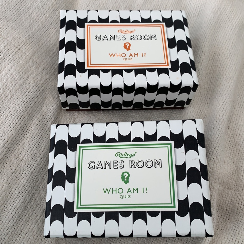 Ridley Games Room - Who am I? Quiz cards. 2 pack